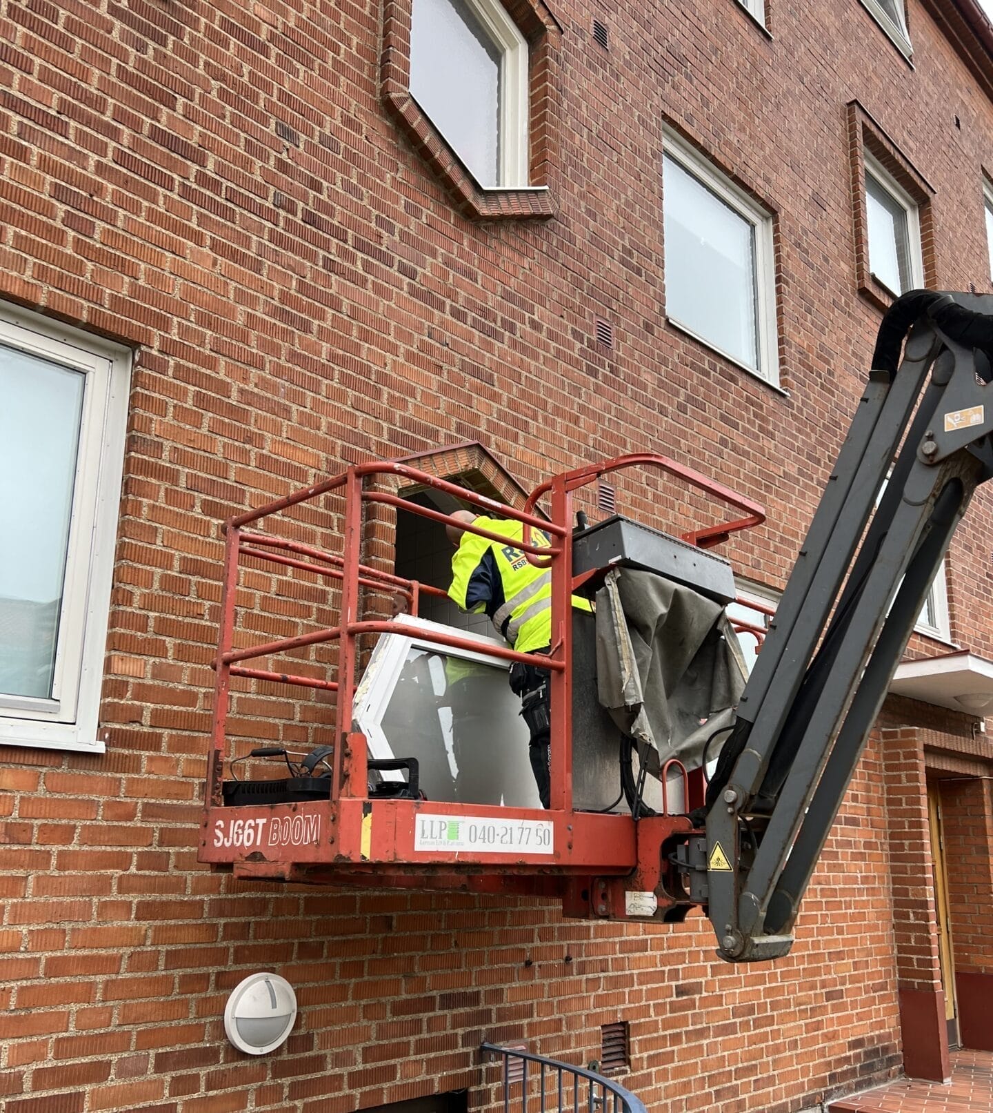 Fönsterbyte_Kompanigatan_Larsgatan Fönsterbyte_Kompanigatan_Larsgatan